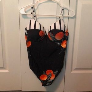 NEVER WORN Cupshe one piece swimsuit